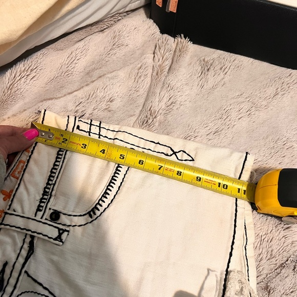 Rock revival shorts - Picture 9 of 12